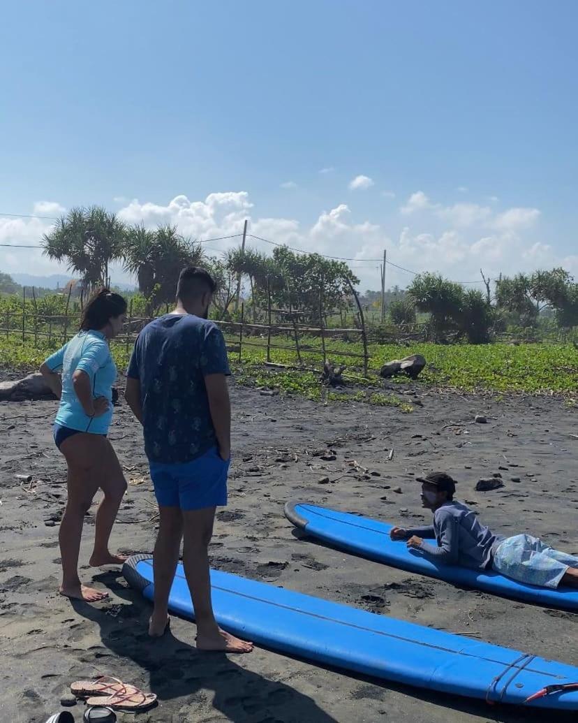 Medewi Good Vibes Stay&Surf Jembrana  Bagian luar foto
